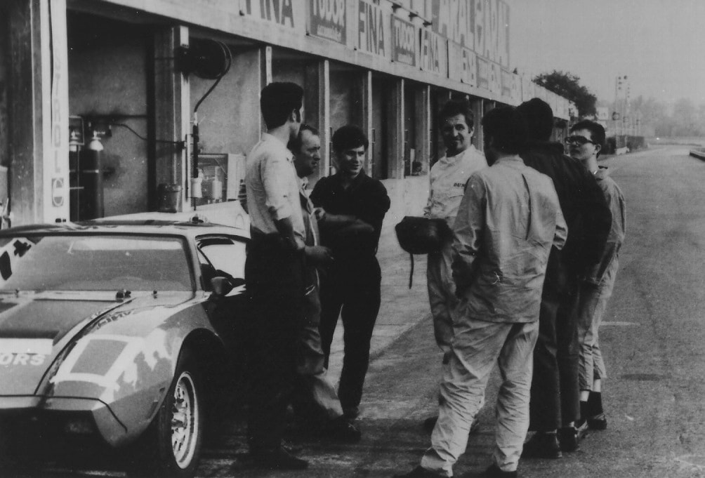 /monza-bizzarrini-team2.jpg